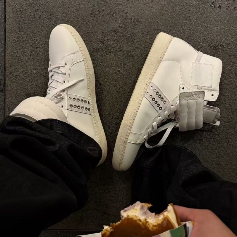 Sepatu Sneakers Kulit Asli Pri - Men Shoes White Colour ulasan dan harga