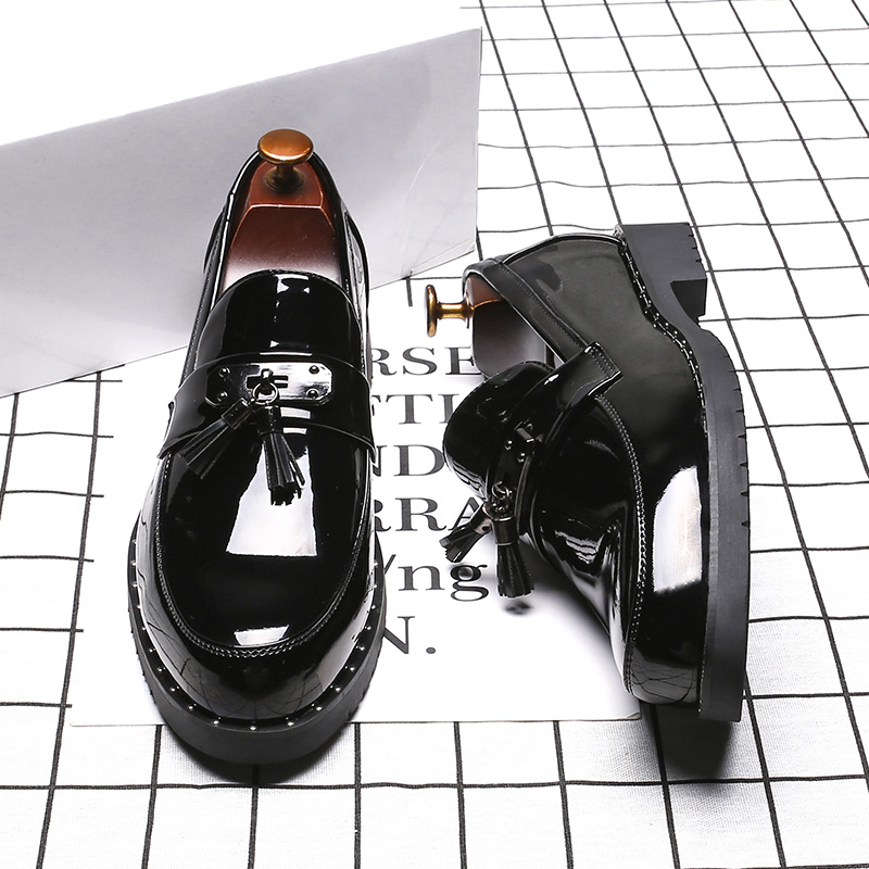 Italy Sepatu Pantofel Merek Me - Men Shoes Prada ulasan dan harga